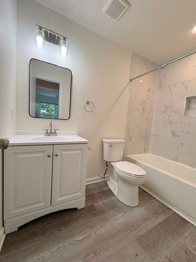 Building Photo - 13941 Highstream Pl