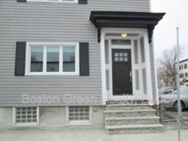 Building Photo - 43 Rogers St