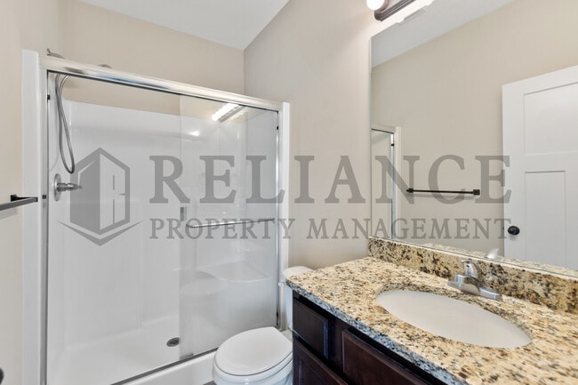 Building Photo - 4809 N Hillside Ct