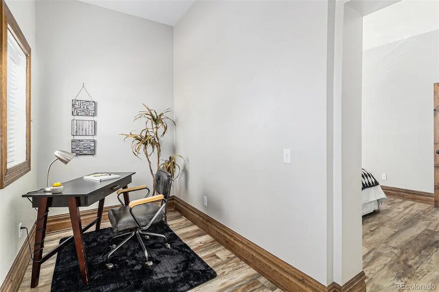 Main Bedroom Nook - 813 E 14th Ave