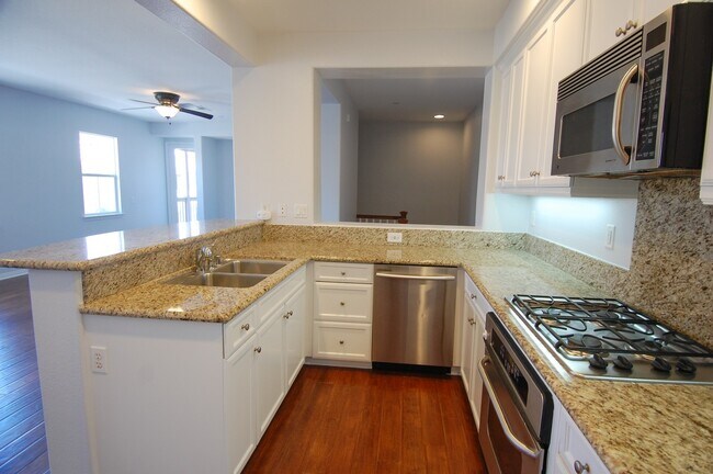 Building Photo - Bright and Spacious Two Bedroom/Two Bath Condo in Talega!! Call Steve Conrad- 949-542-8347