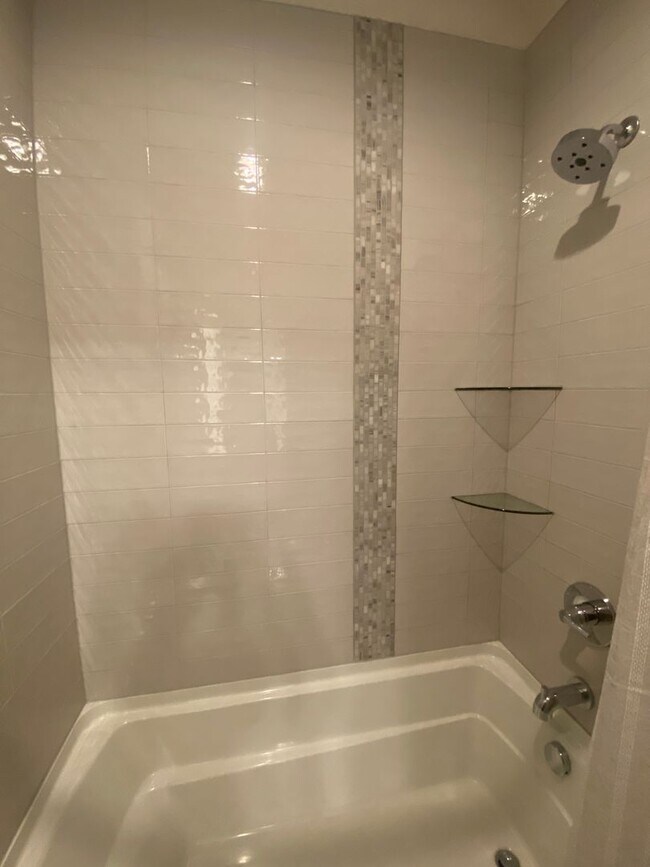 Building Photo - 6003 Pennsylvania Ave