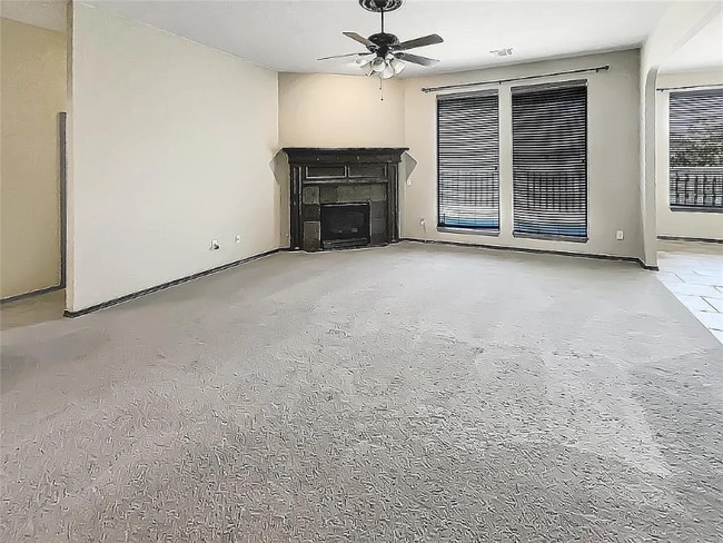 Building Photo - 9400 Shallow Lake Ct