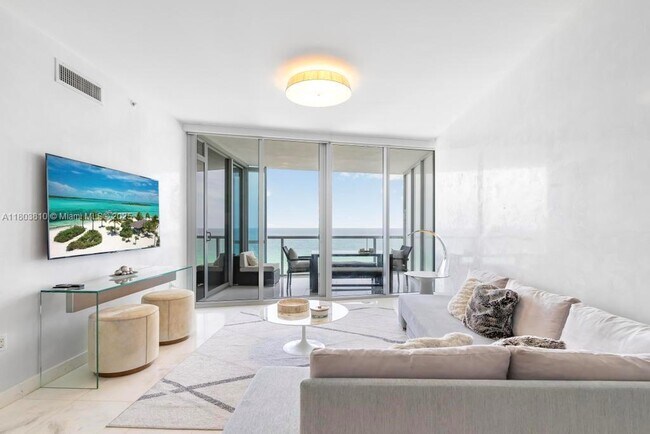 Building Photo - 17121 Collins Ave
