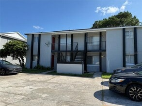 Building Photo - 124 Cory Ln