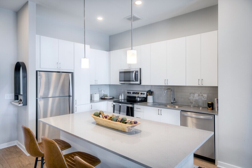 Avalon Towson 2 E Joppa Rd Towson MD 21286 Apartment Finder