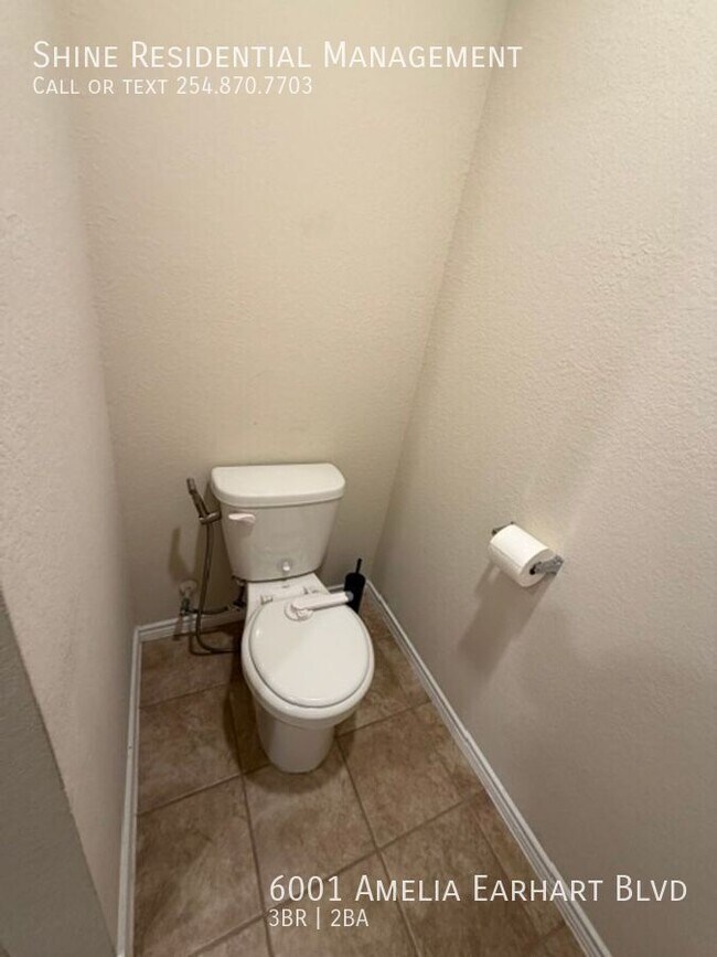 Building Photo - 6001 Amelia Earhart Blvd