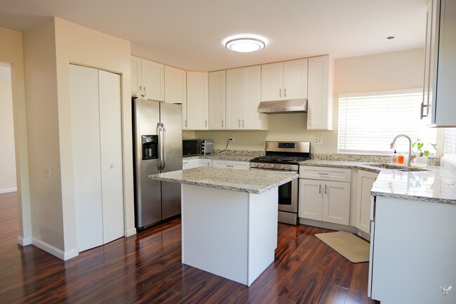 Building Photo - 850 Indian Wells Cir