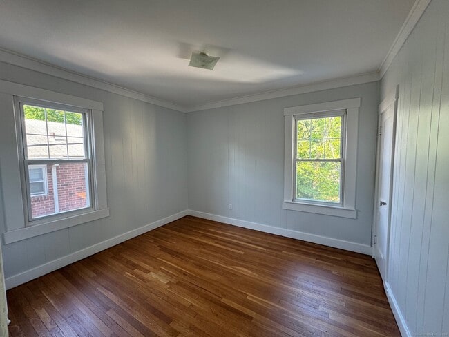 Building Photo - 1253 Forest Rd