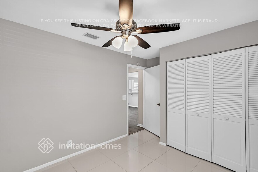 Building Photo - 1296 Woodcrest Rd S