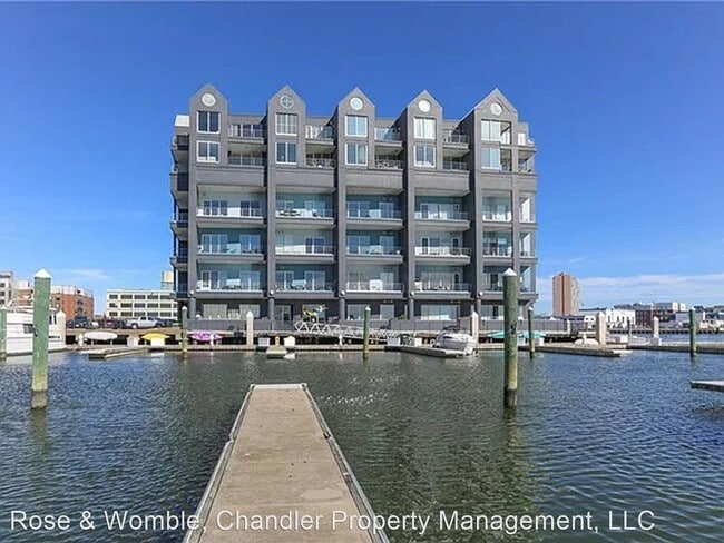 Building Photo - 1 br, 1 bath House - 40 Rader St #411