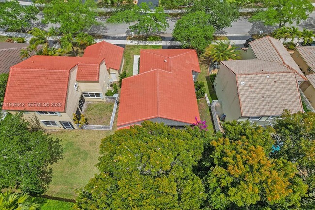 Building Photo - 648 Sand Creek Cir