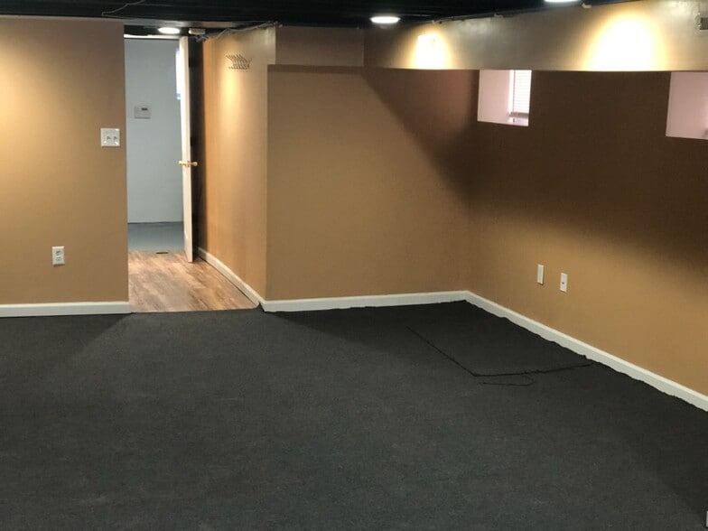 Finished Basement - Private Entrance - 2223 Alberta St