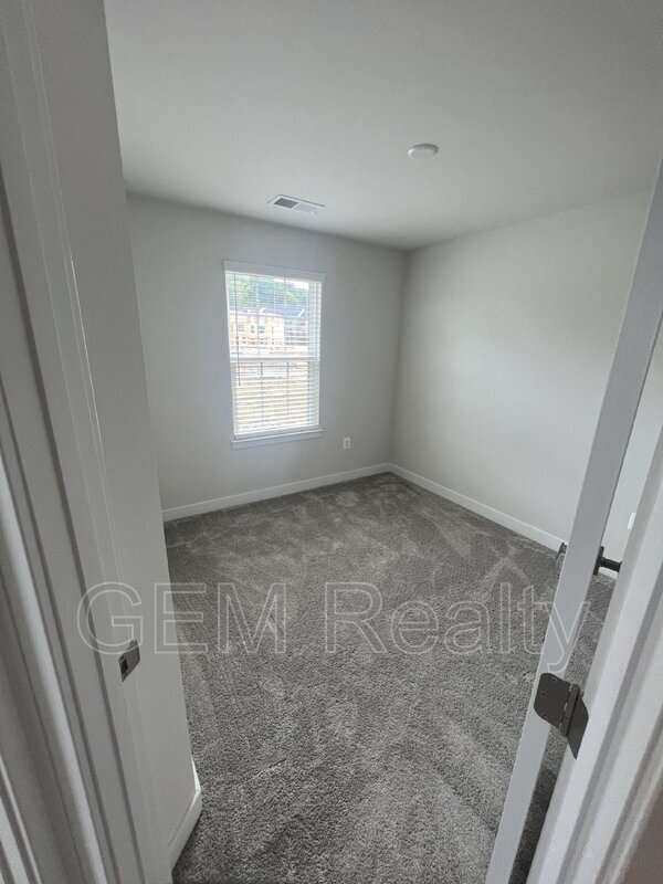 Building Photo - 1101 Rampart Dr