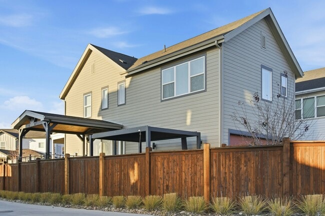 Building Photo - 6364 N Elmira Wy