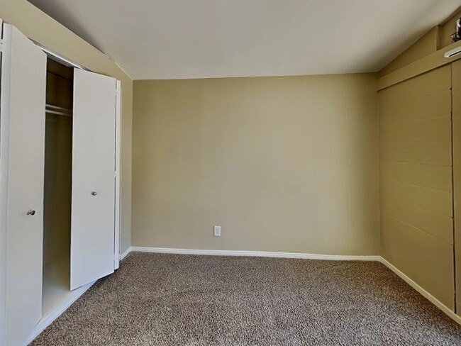Building Photo - 22239 Flanco Rd