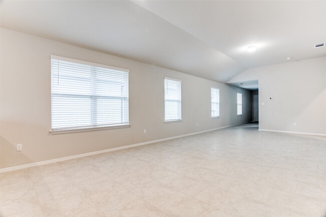 Building Photo - 178 Living Reef Dr
