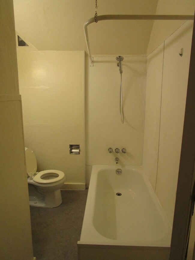 Building Photo - 3431 Rockefeller Ave