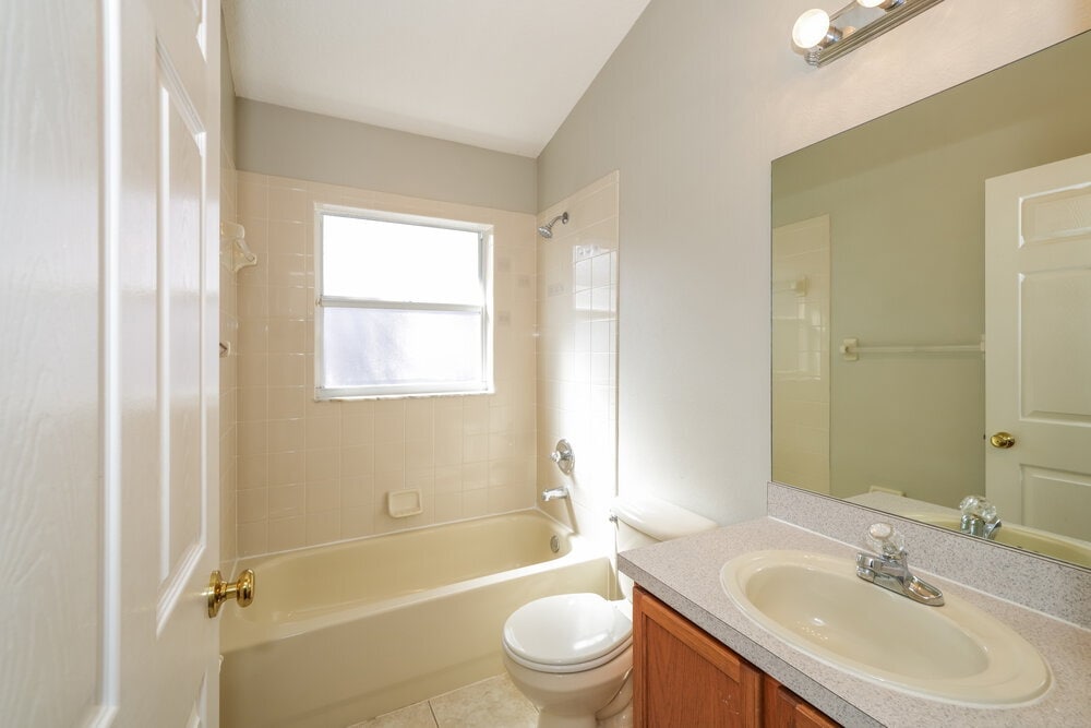 Building Photo - 6757 Waterton Dr