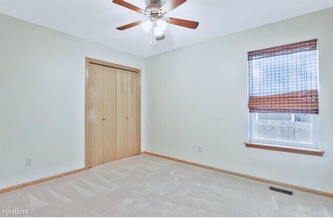 Building Photo - 3 br, 2 bath House - 1817 N Buckthorn Ct