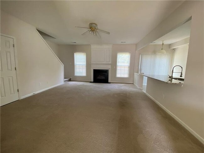 Building Photo - 5454 Medlock Corners Dr