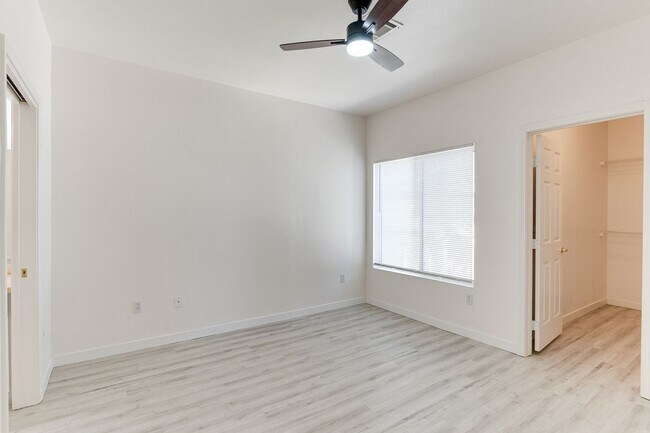 Building Photo - Charming 2-Bed/2-Bath Condo with Dual Mast...