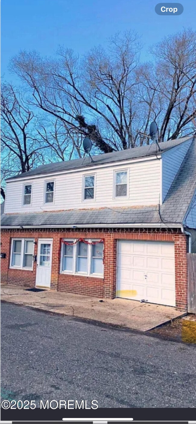 Building Photo - 115 7th Terrace