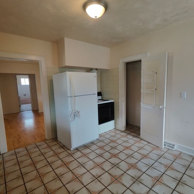 Building Photo - 3 Bedroom Home in Frederick - Available Now!