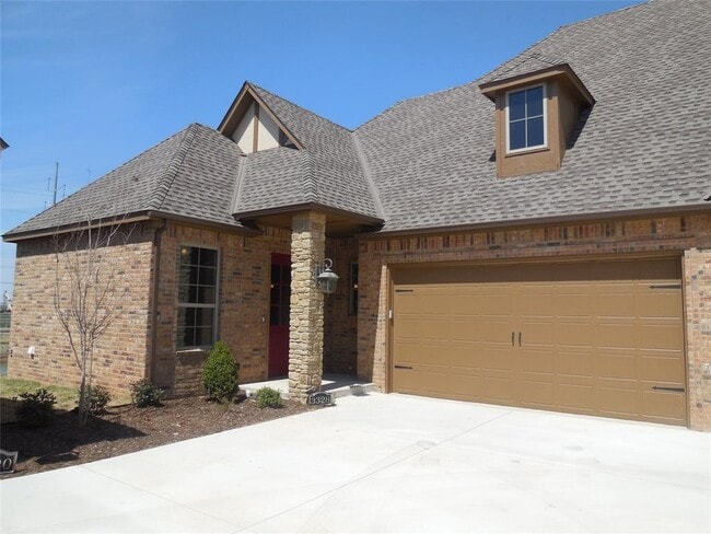Building Photo - 3328 Enclave Ln