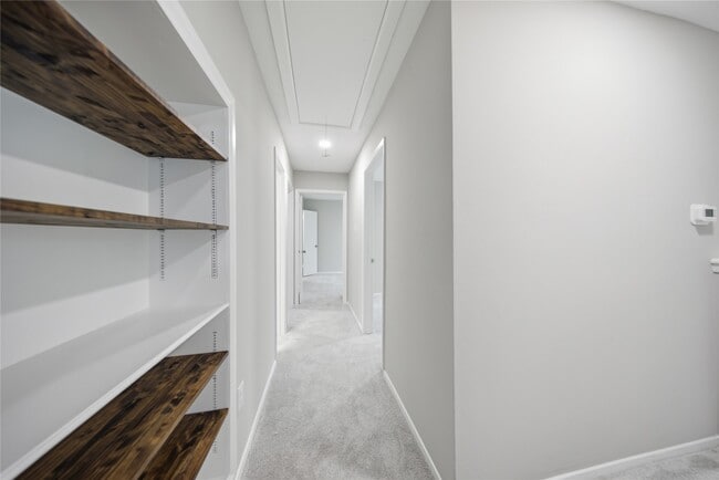 Building Photo - 21 Oldstream Ct