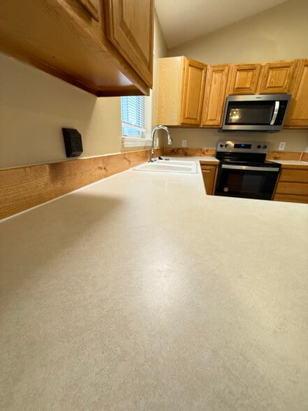 Building Photo - 311 Trotter Dr