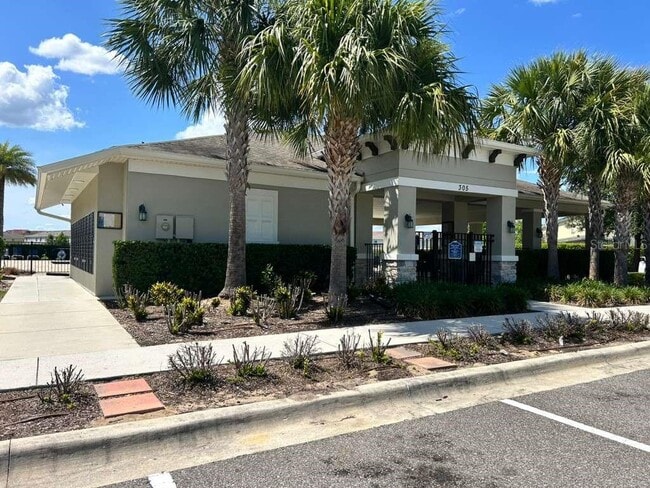 Building Photo - 471 Arbor Lakes Dr