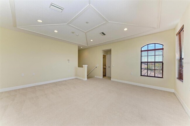 Building Photo - 650 Crane Prairie Way