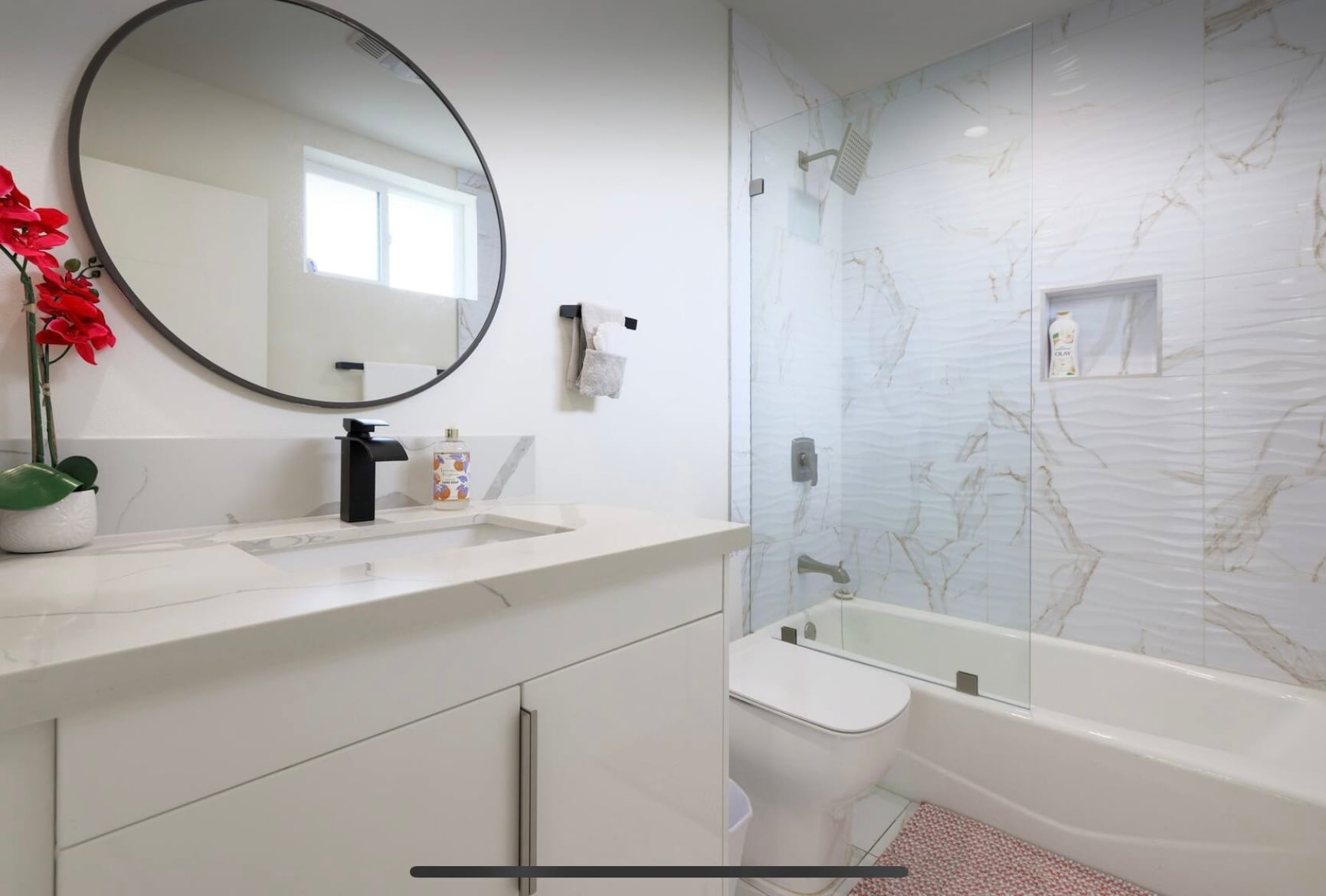 Building Photo - 2806 S Palm Grove Ave