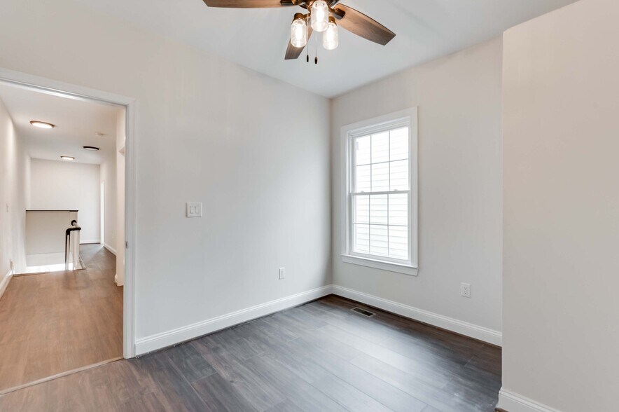 Building Photo - 2114 Venable St
