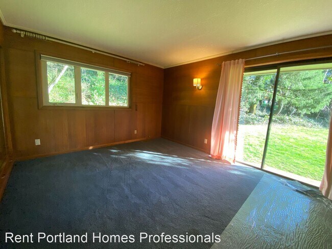 Building Photo - 4 br, 2 bath House - 10275 SE Hillcrest Drive