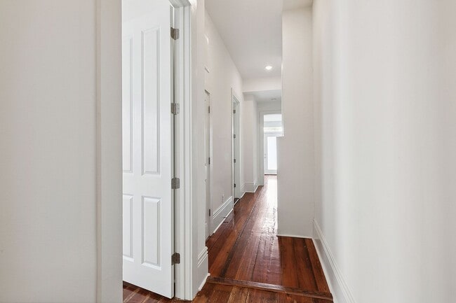 Building Photo - 2123 S Liberty St