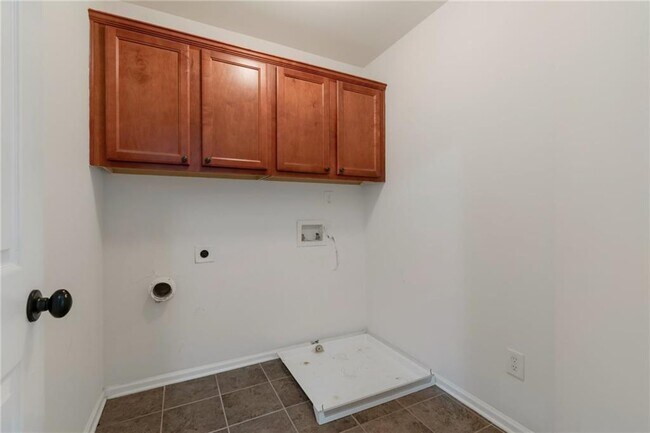 Building Photo - 4262 Winslow Hill Ct