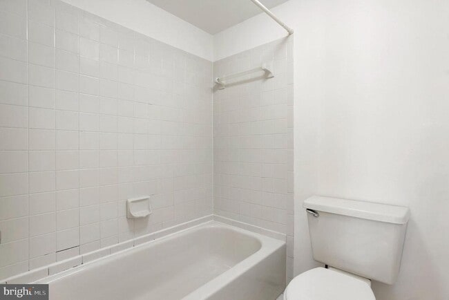 Building Photo - 12158 Salemtown Dr