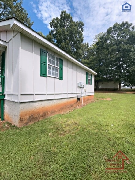 Building Photo - 173 Bybee Woods Dr
