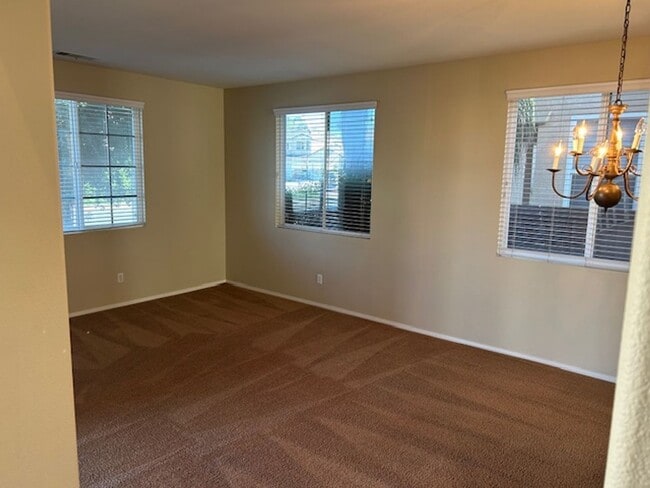 Building Photo - 29585 Peacock Mountain Dr