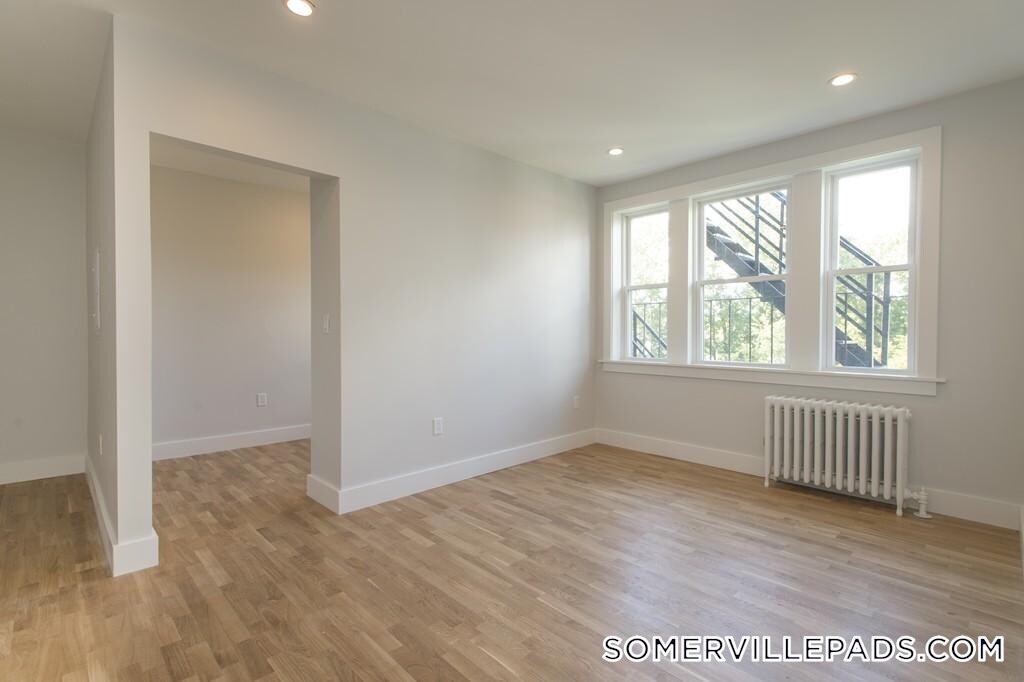 Building Photo - 138 Highland Ave