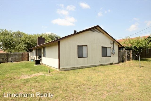 Building Photo - 3 br, 2 bath House - 2107 Creekwood Drive