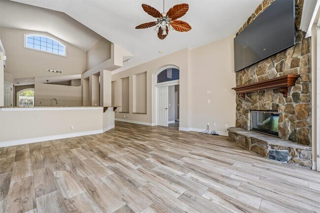 Building Photo - 18806 Chemille Dr