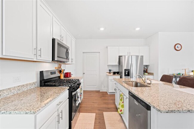 Building Photo - 143 Santa Rosa Ln