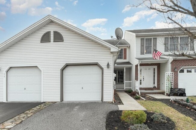 Building Photo - 57 Nottingham Dr