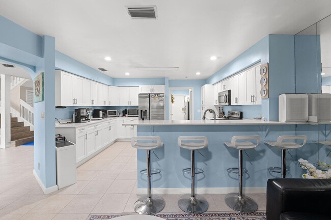 Building Photo - 9124 Villa Portofino Cir