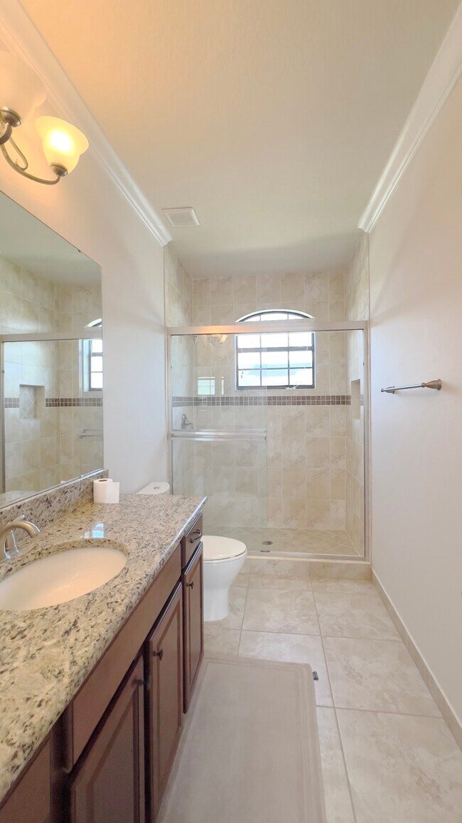 Building Photo - 10907 Mobberley Cir