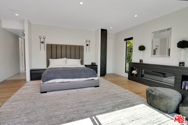 Building Photo - 1368 Beckwith Ave