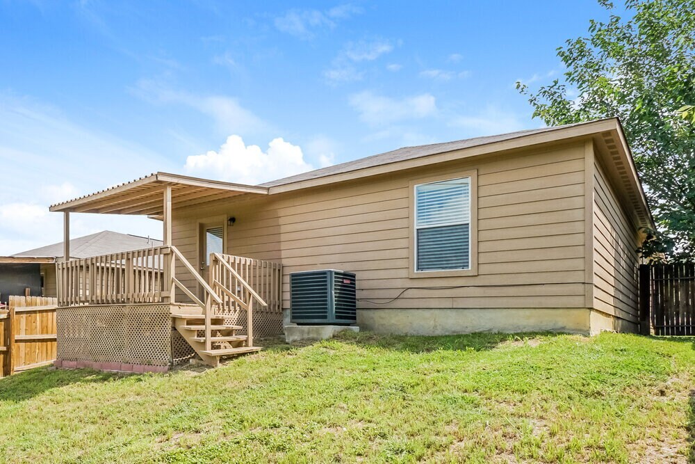 Building Photo - 5443 Chase Canyon